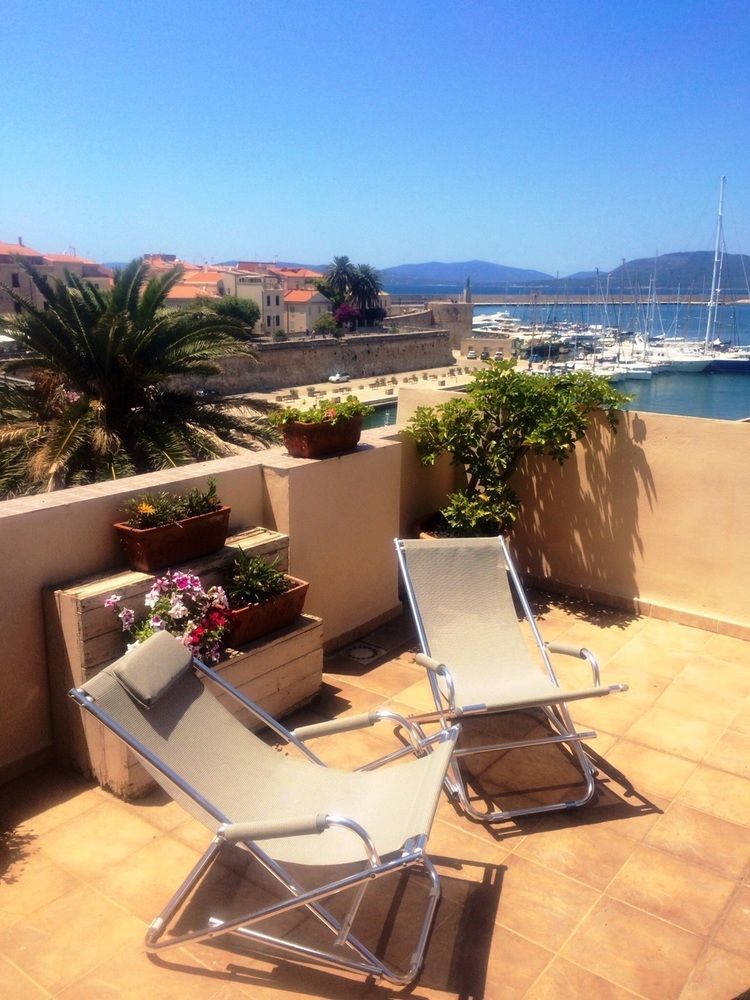 La Terrazza Sul Porto - Guest House Alghero Kültér fotó